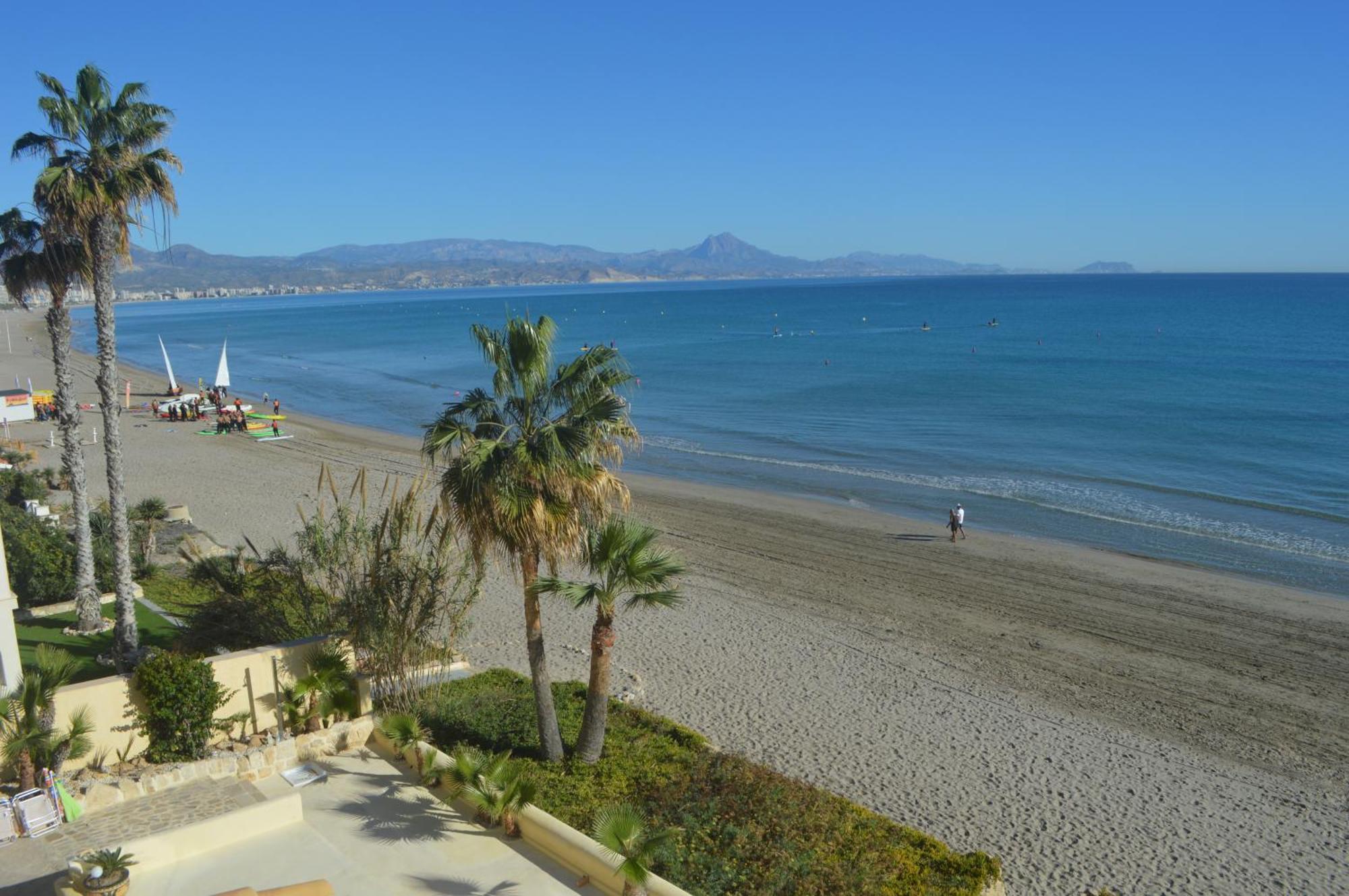 Excepcional Apartamento Amanecer Al Borde De Playa Y Mar, En Chalet Roquetes Alicante Exterior photo